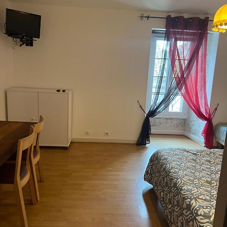 Le Beffroi Aparthotel Tournon-d'Agenais Bagian luar foto